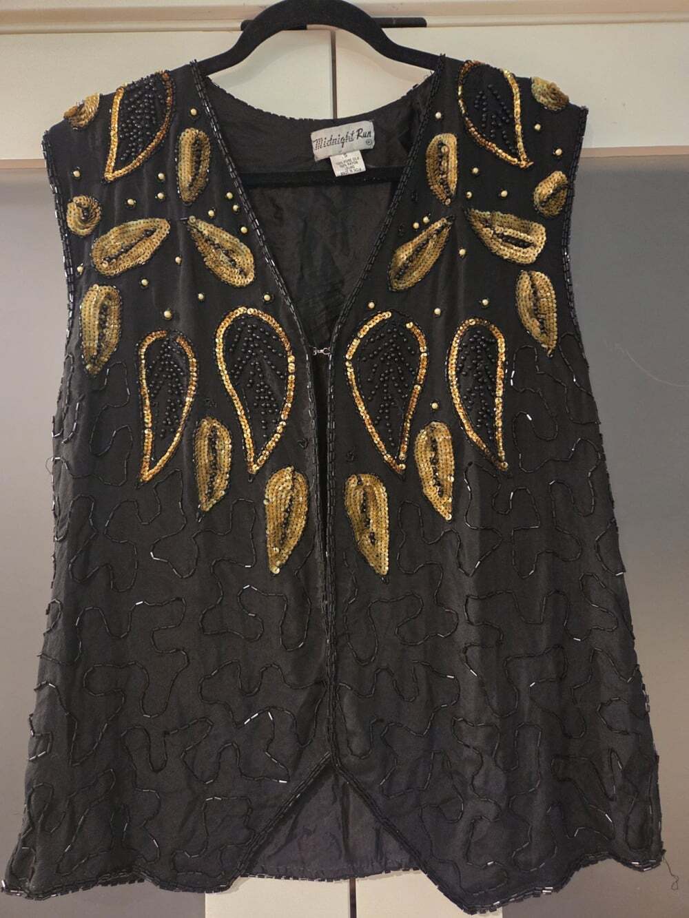 Vintage Midnight Run Black Silk Gold Beaded Sequin Vest Women's Size Small Boho - Picture 1 of 6